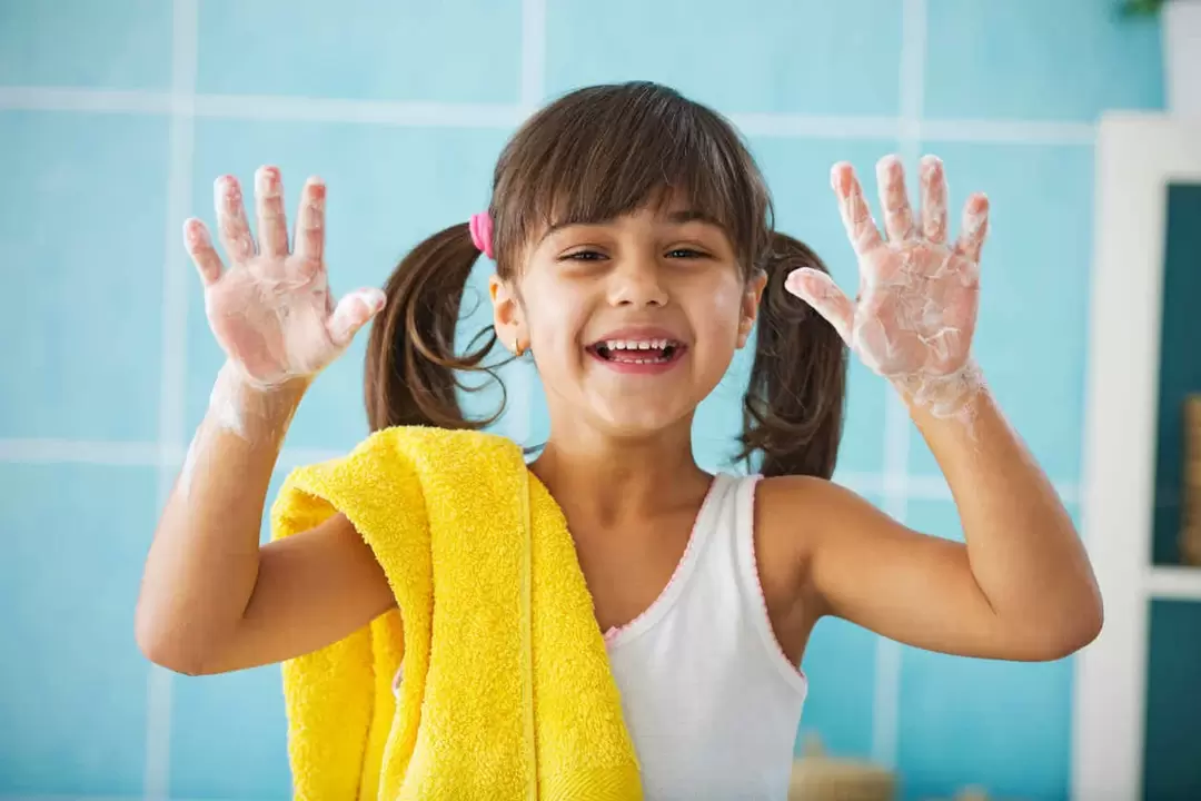 handen wassen om infectie met wormen te voorkomen